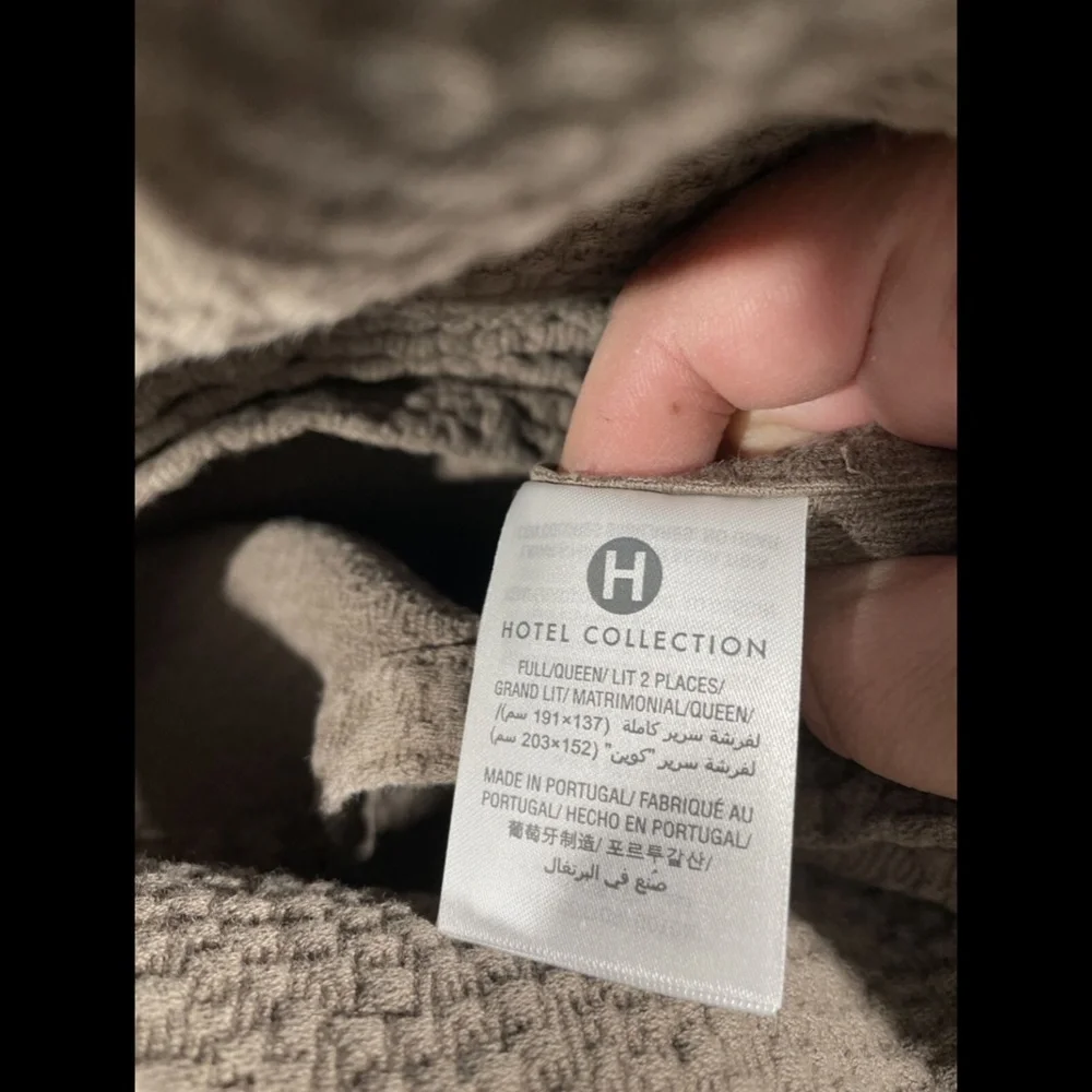 NIB Hotel Collection Como (1)‎ Full/Queen Coverlet Blanket